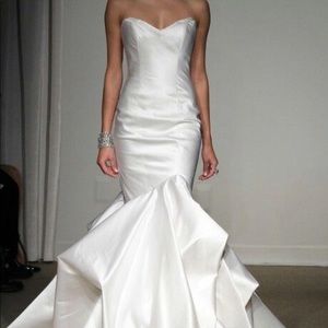 Ulla-Maija Mermaid Laetitia Wedding Dress